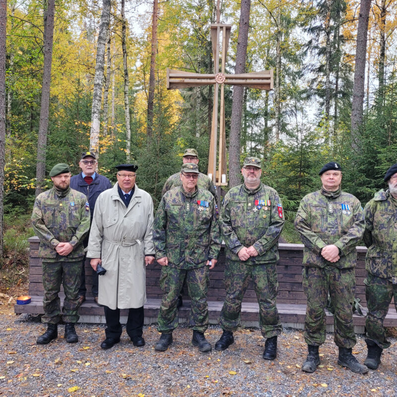 Lennoston Metsäkirkko Siunattiin käyttöön